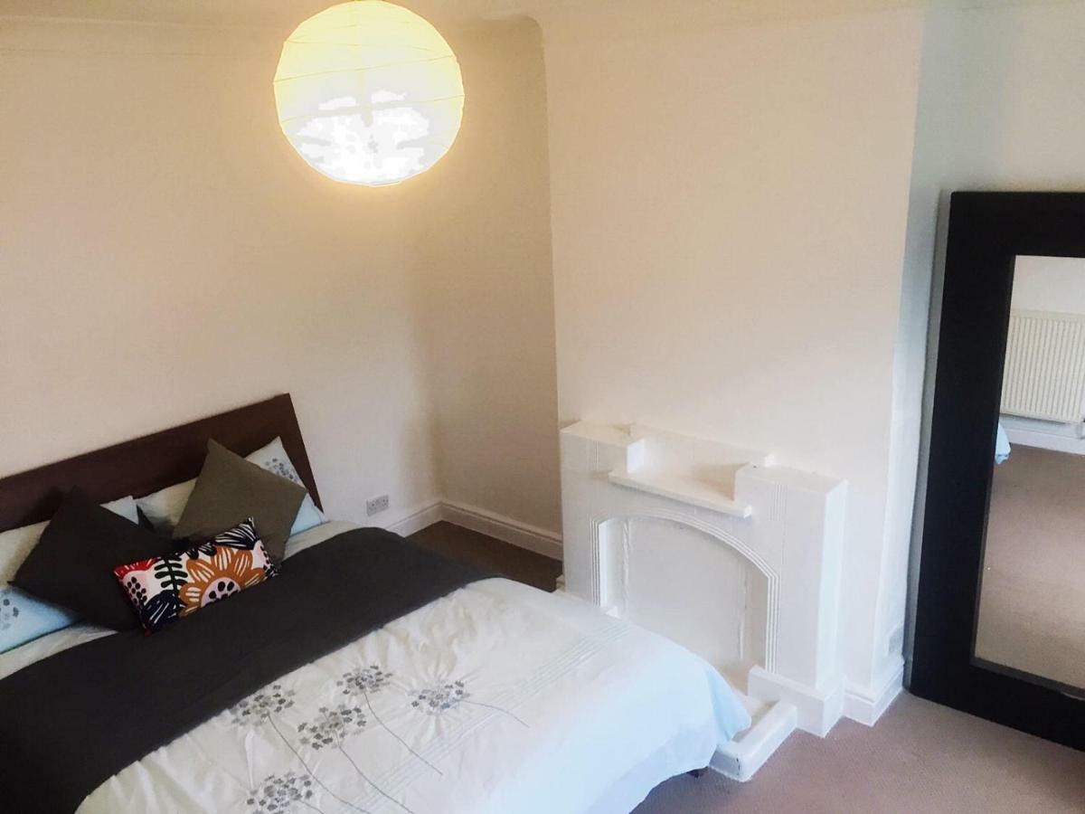 North London Cottage Extérieur photo